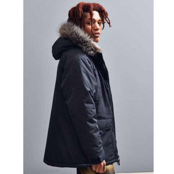 🆕NWT 90s style Oversized Parka Urban Outfitters - Picture 7 of 8